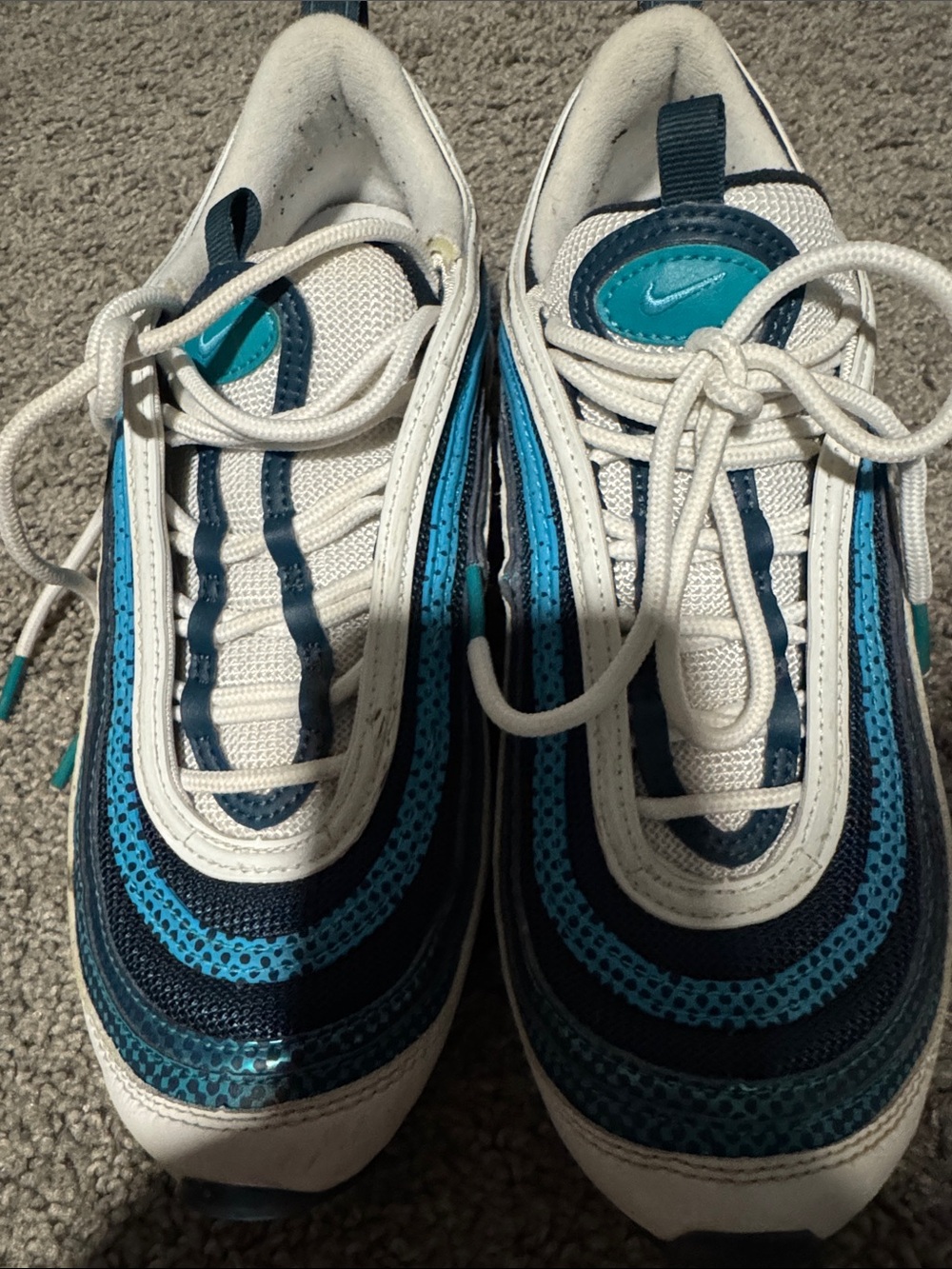 Nike Women's White and Teal/Blue Athletic Sneakers